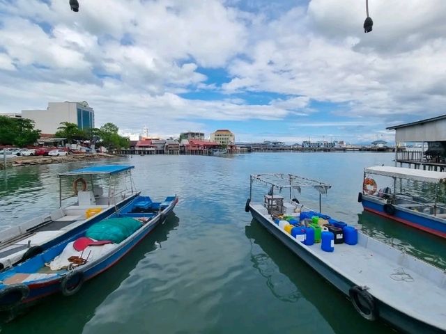 歴史と文化が息づく水上の村：Chew Jetty