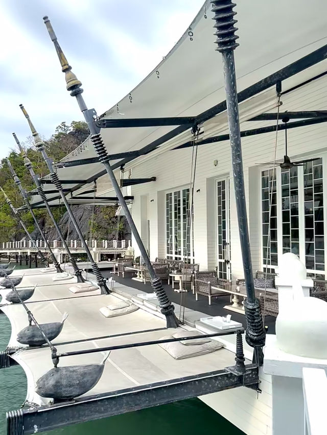 🏝️ Langkawi | The St. Regis – A Peaceful Luxury Retreat for Quiet Souls