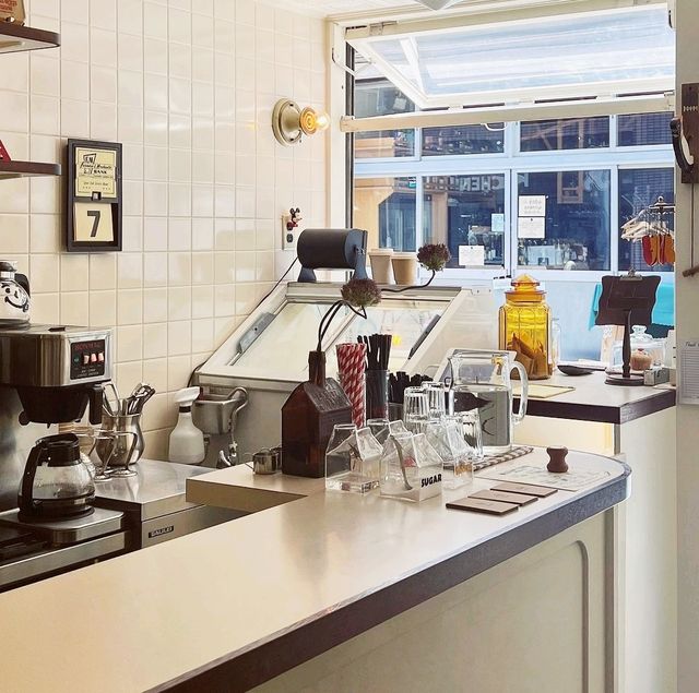 McLean-GOOD OL'PARLOR Cafe