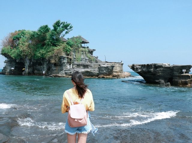 Tanah Lot Temple – Quick Info & Vibe 🛕✨🌊