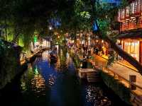 Zhouzhuang is so beautiful at night as well!!!