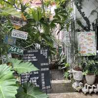 คาเฟ่ในสวน Tree House Cafe ณ หัวหิน