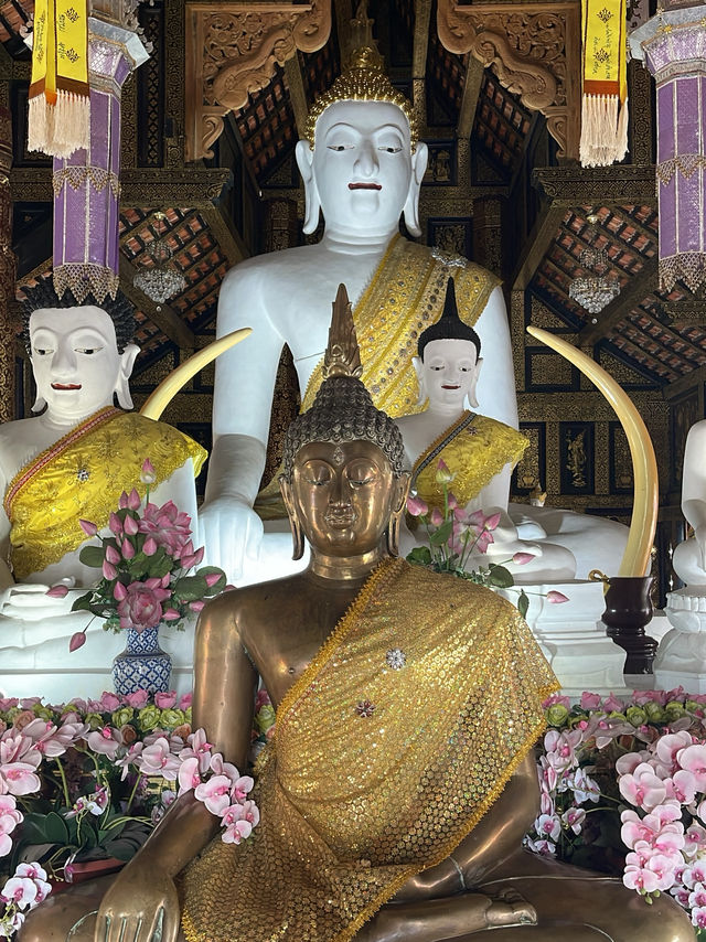 Wat Inthakhin Sadue Muang
