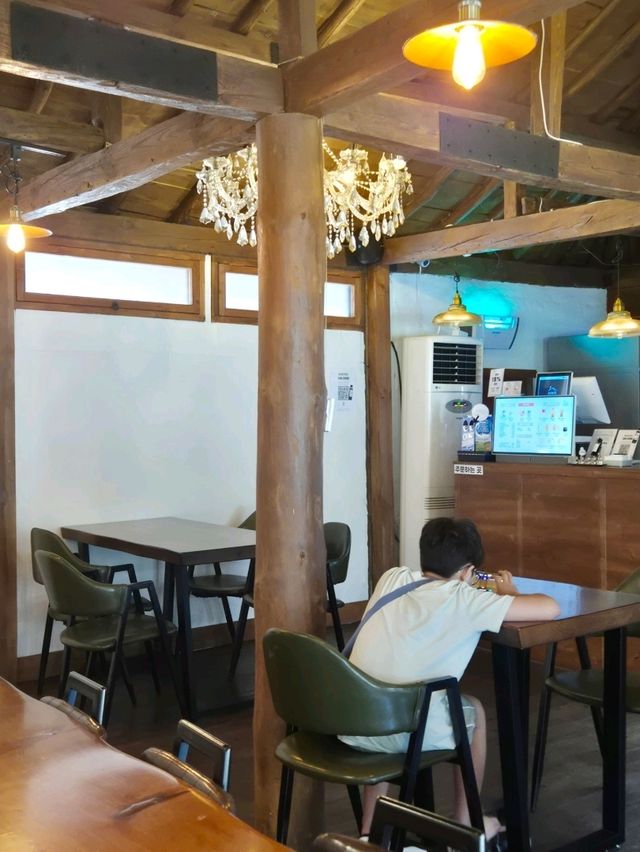 로스팅한원두맛이 좋은 🤎삼척구옥카페 보보정