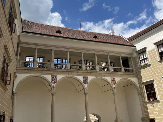 Telč: A Renaissance Fairytale & The "Town of Love"! 🇨🇿🏰