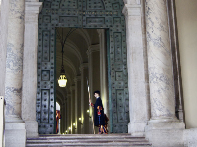 ⛪ Majestic and Moving: Saint Peter’s Basilica Experience
