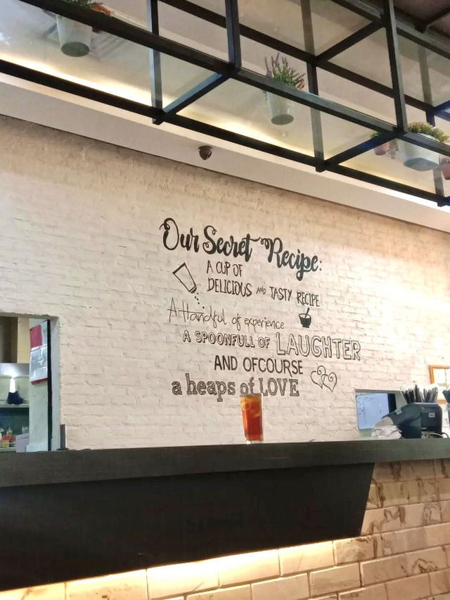 Ayam Penyet Ria, Batam’s Affordable Flavor Empire