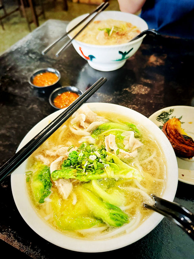 Fish Head Noodle Royalty at Woo Pin 45 Kamunting