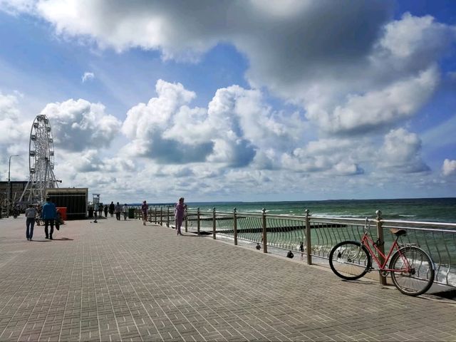 Waves, Wind & Weekend Feels on the Zelenogradsk Promenade