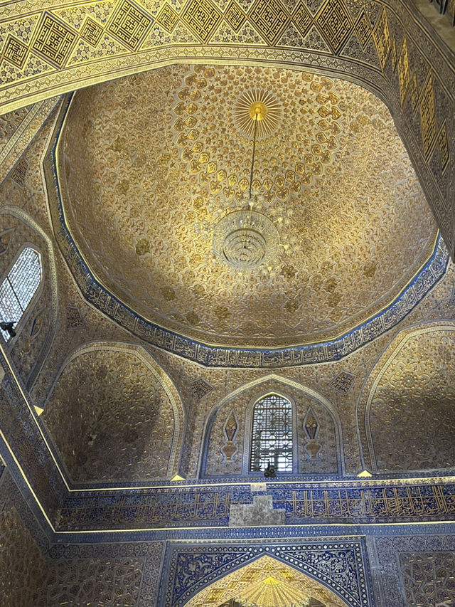 🕌【サマルカンド】の宝石！ビビハニム・モスクに息をのむ美しさ✨