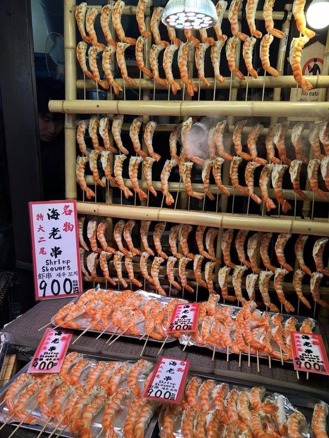 【錦市場】京の台所で食べ歩き三昧🍡五感で楽しむグルメ旅