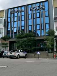 “Square Comfort: Cozy & Central in Johor Bahru”