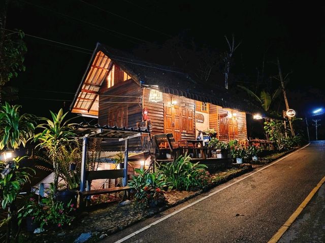 หมู่บ้านน่ารักๆ กลางหุบเขา