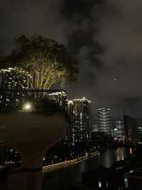 กินข้าวฟีลธรรมชาติใกล้ชิดต้นไม้ ถ่ายรูปสุดชิค