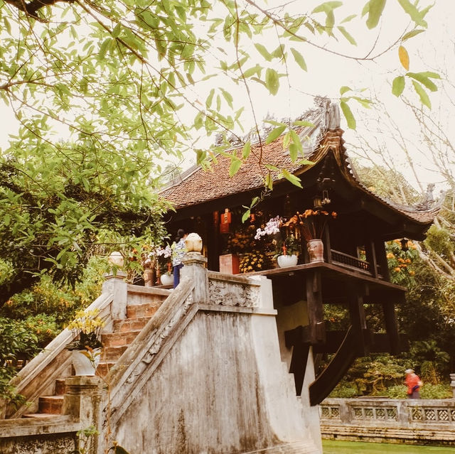 🌿✨ *One Pillar Pagoda (Chùa Một Cột): Hanoi’s Lotus-Inspired Miracle* 🏯🌸