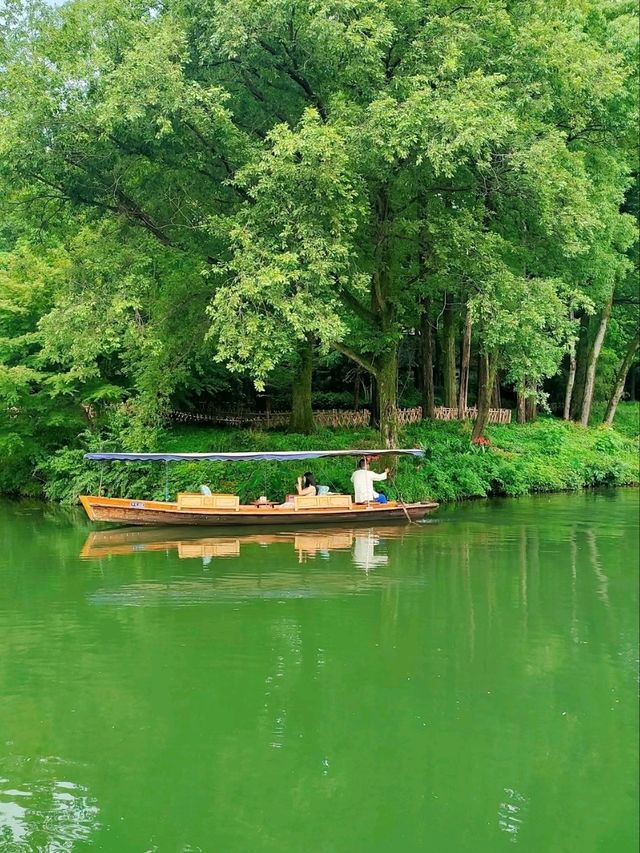 Hangzhou’s Best-Kept Watercolor Painting