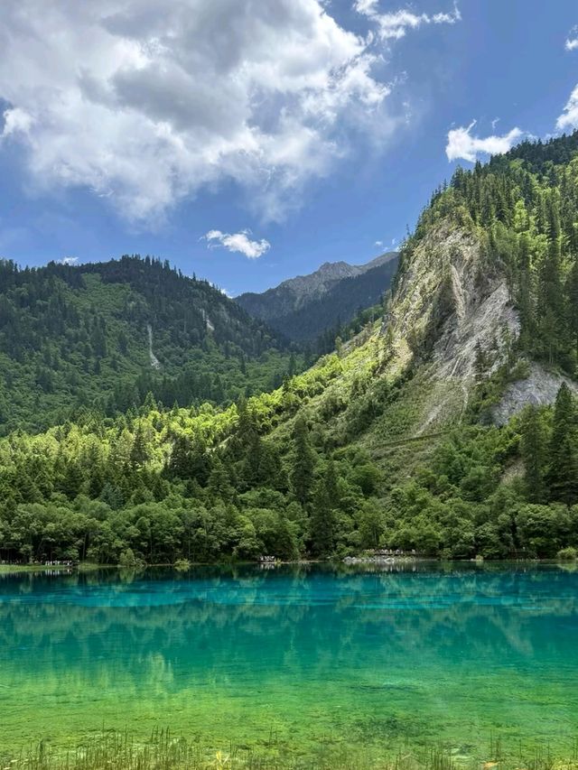 Jiuzhaigou: China’s Hidden Paradise of Colors