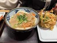 🍜 여행가이드: 도쿄 사사즈카 - 미야부 사누키 우동!