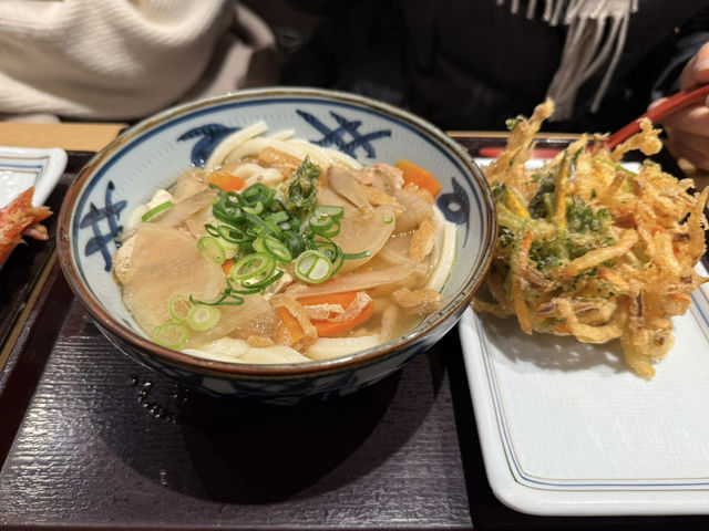 🍜 여행가이드: 도쿄 사사즈카 - 미야부 사누키 우동!