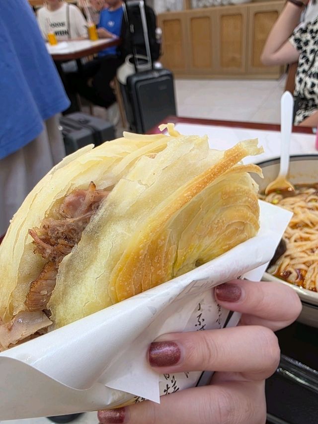 ห้ามพลาด! ร้านอาหารซีอาน: 全师傅潼关肉夹馍 (南大街店)