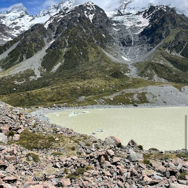 Aoraki / Mount Cook – “New Zealand’s Alpine Crown” Aoraki / Mount Cook – “New Zealand’s Alpine Crown”