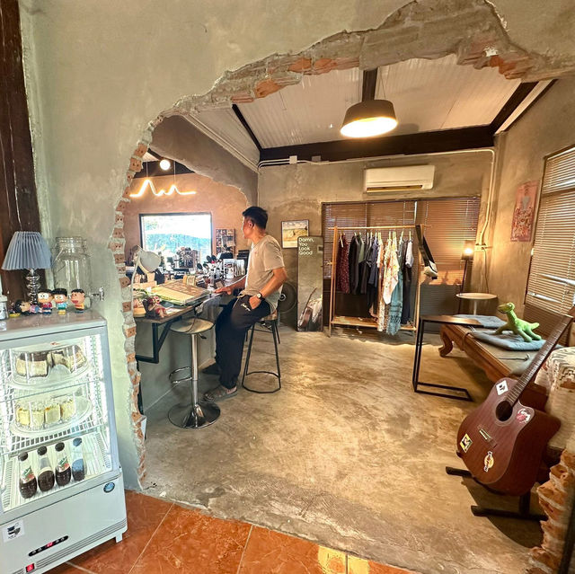 ☕🌿 SLeaf Cafe & Roaster – สลีฟ คาเฟ่ 