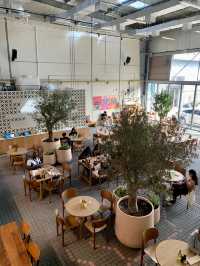 Dubai’s Most Unique Café: Farm-to-Table & Telework at The Growhouse