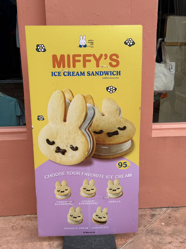 Miffy's Voyage Café Camel Republic