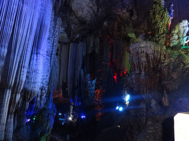 he Fable of Stalactites: The Epic of Water Drops and a Mythological Theatre Annotated by Neon Lights he Fable of Stalactites: The Epic of Water Drops and a Mythological Theatre Annotated by Neon Lights
