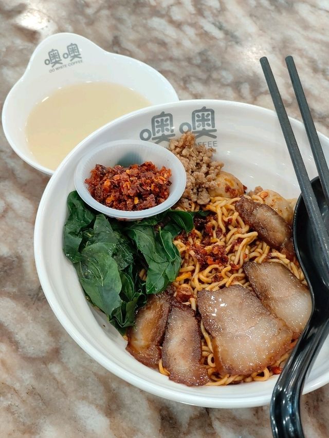 OO White Coffee Penang – The Breakfast Spot You Can’t Skip!