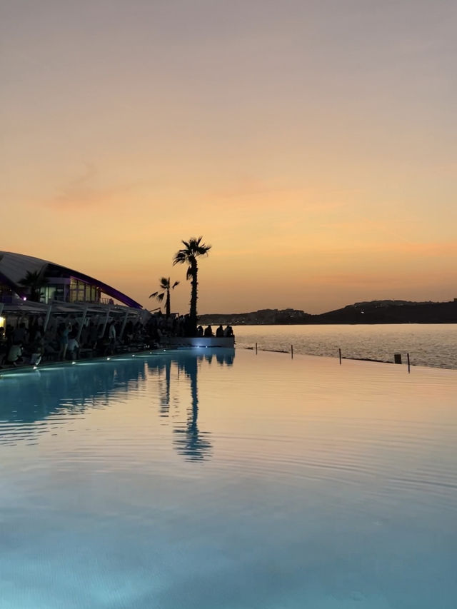 ☀️ 몰타 바다와 마을 사이에서 느끼는 여유로운 하루 🌊