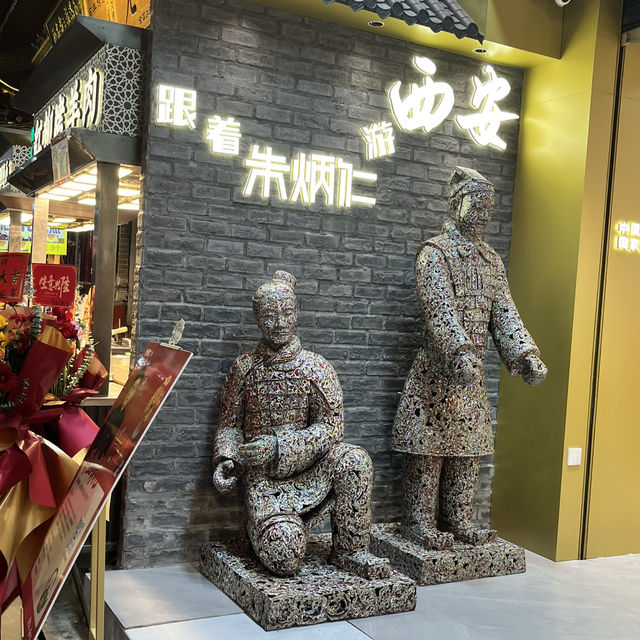 🍢 Muslim Quarter — Xi’an’s Flavors After Dark