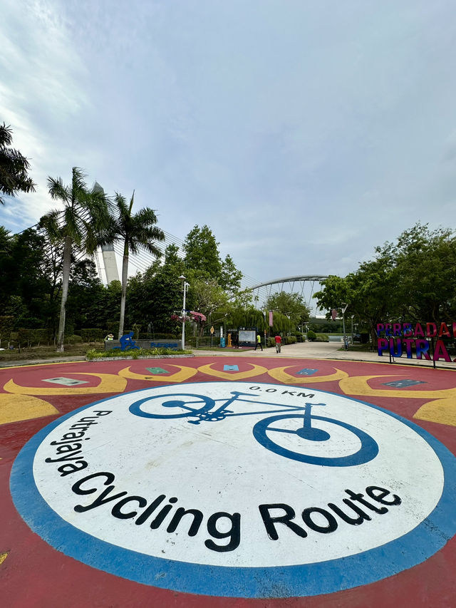Culture Meets Adventure: China–Malaysia Friendship Garden & Cycling Route  Culture Meets Adventure: China–Malaysia Friendship Garden & Cycling Route