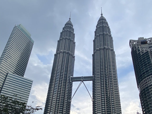  🌆 Petronas Twin Towers