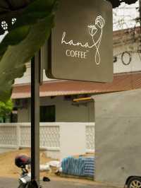 คาเฟ่มินิมอล Hana Coffee 