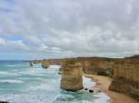 Nature’s Drama🌥️ Twelve Apostles & London Bridge