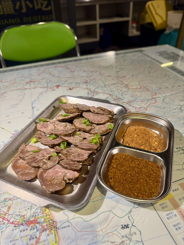 🇨🇳🍴 따리고성 식도락 여행 — 신장 요리를 맛볼 수 있는 곳