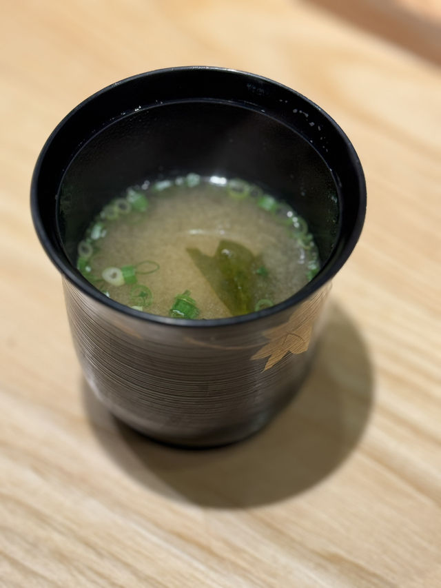 呢間omakase刺身比勁多