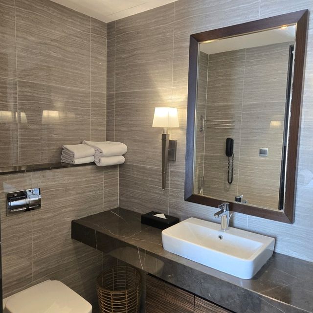 【コロンボ🇱🇰】8,000円で泊まれます！おすすめホテル！