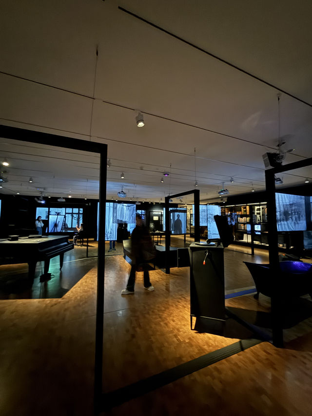 Exhibit Magic📸 Exhibit Magic📸