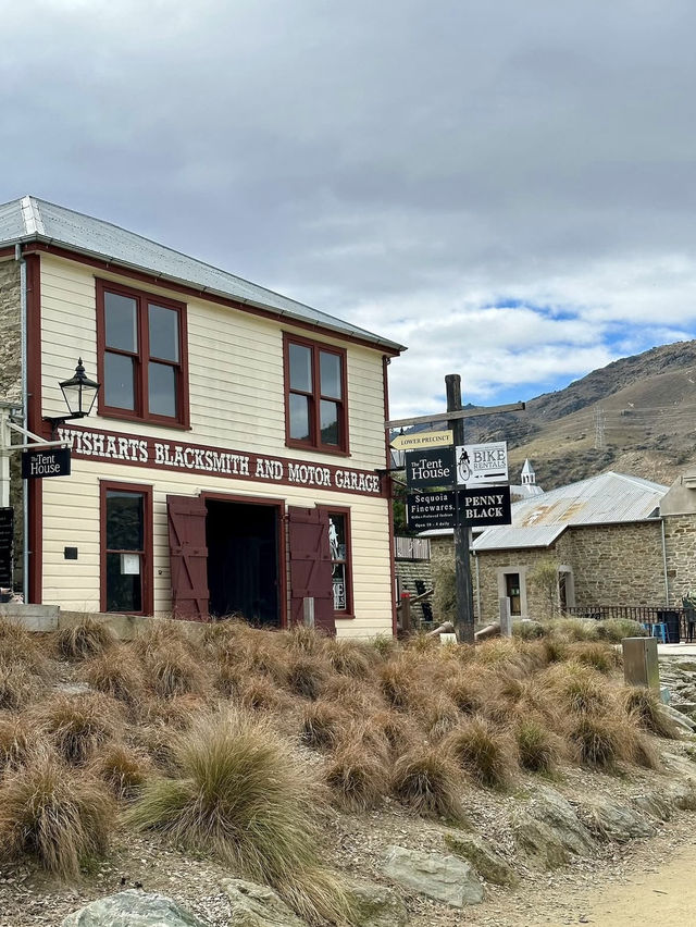 紐西蘭南島必逛！Cromwell Heritage Precinct舊城區慢活 打卡WISHART'S BLACKSMITH AND MOTOR GARAGE