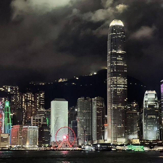 “จิมซาจุ่ย – อ่าววิกตอเรีย” ฮ่องกง