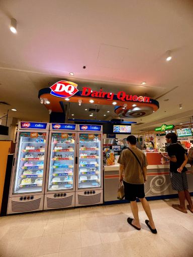 Dairy Queen (デイリークイーン) ロビンソン・チャンタブリー店