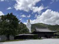 人傑地靈既慈山寺