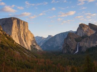 優勝美地國家公園－美國的花崗岩大教堂🌲⛰️