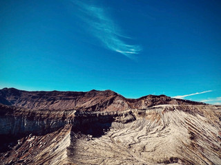 Kumamoto to Mount Aso in a Single Day Without Getting Lost! The Ultimate JR & Mountaintop Loop Bus Guide + Volcanic Eruption Prep Tips.