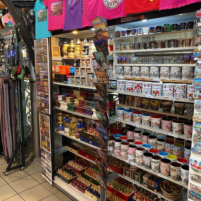 🇭🇺 Shopping Paradise: Central market Hall 🛍