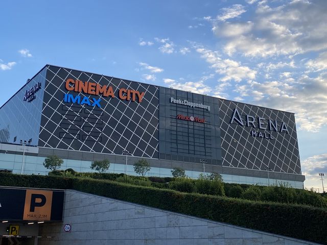 🇭🇺 Largest mall in Budapest 🛍️