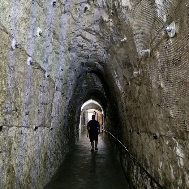 🕳️🔒 Unraveling the Secrets: Discover Dover's 🚧 Secret Wartime Tunnels 🌊🔍


