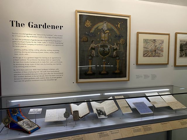 Delving into Modern Gardening History at the Garden Museum 🌿🏛️